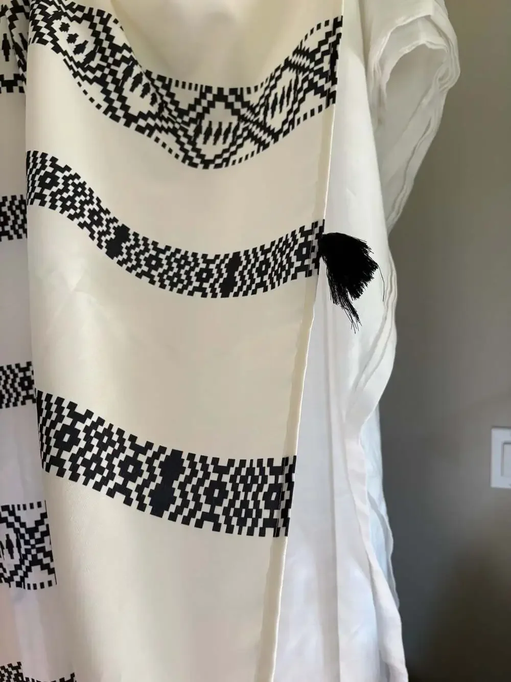 NWOT, Boho Chic Polyester and Cotton Shower Curtain, Black & white